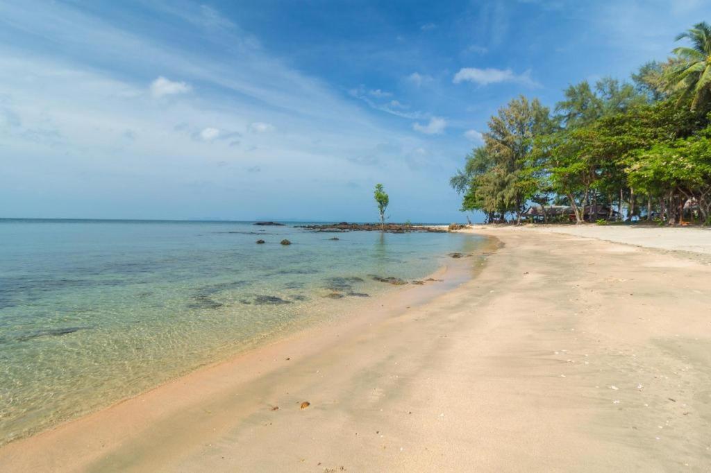 Relax Beach House Ко-Ланта Екстер'єр фото
